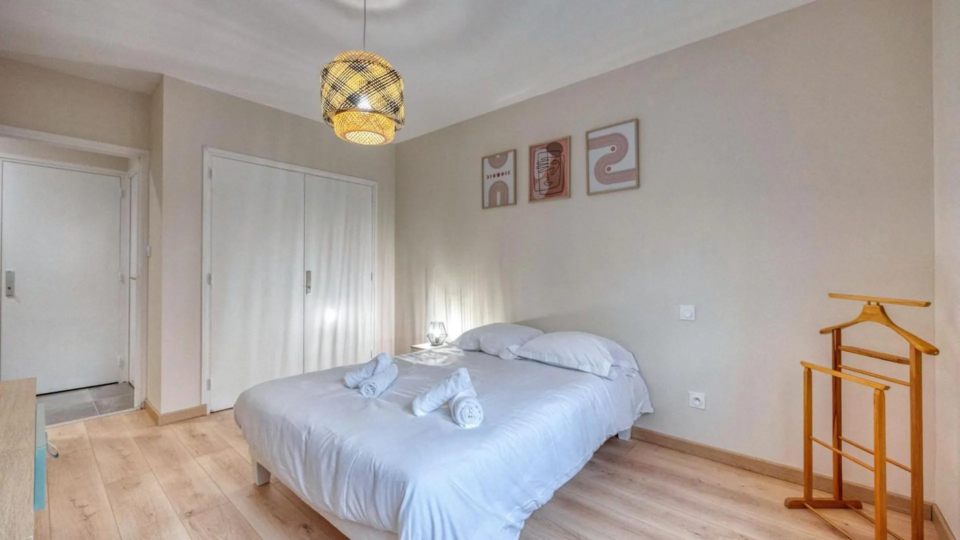 Le Bellevue - Gare De Grenoble Apartman 0*,